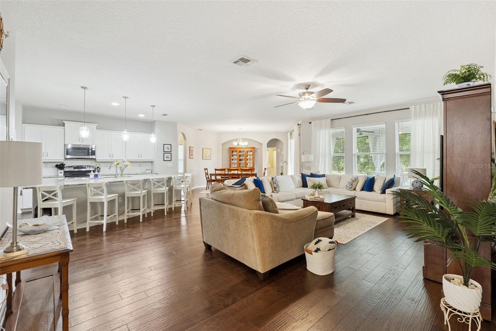 ROCK SPRINGS RIDGE PHASE - Residential