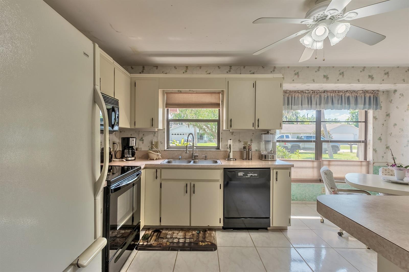 Florida Shores 01 - Residential