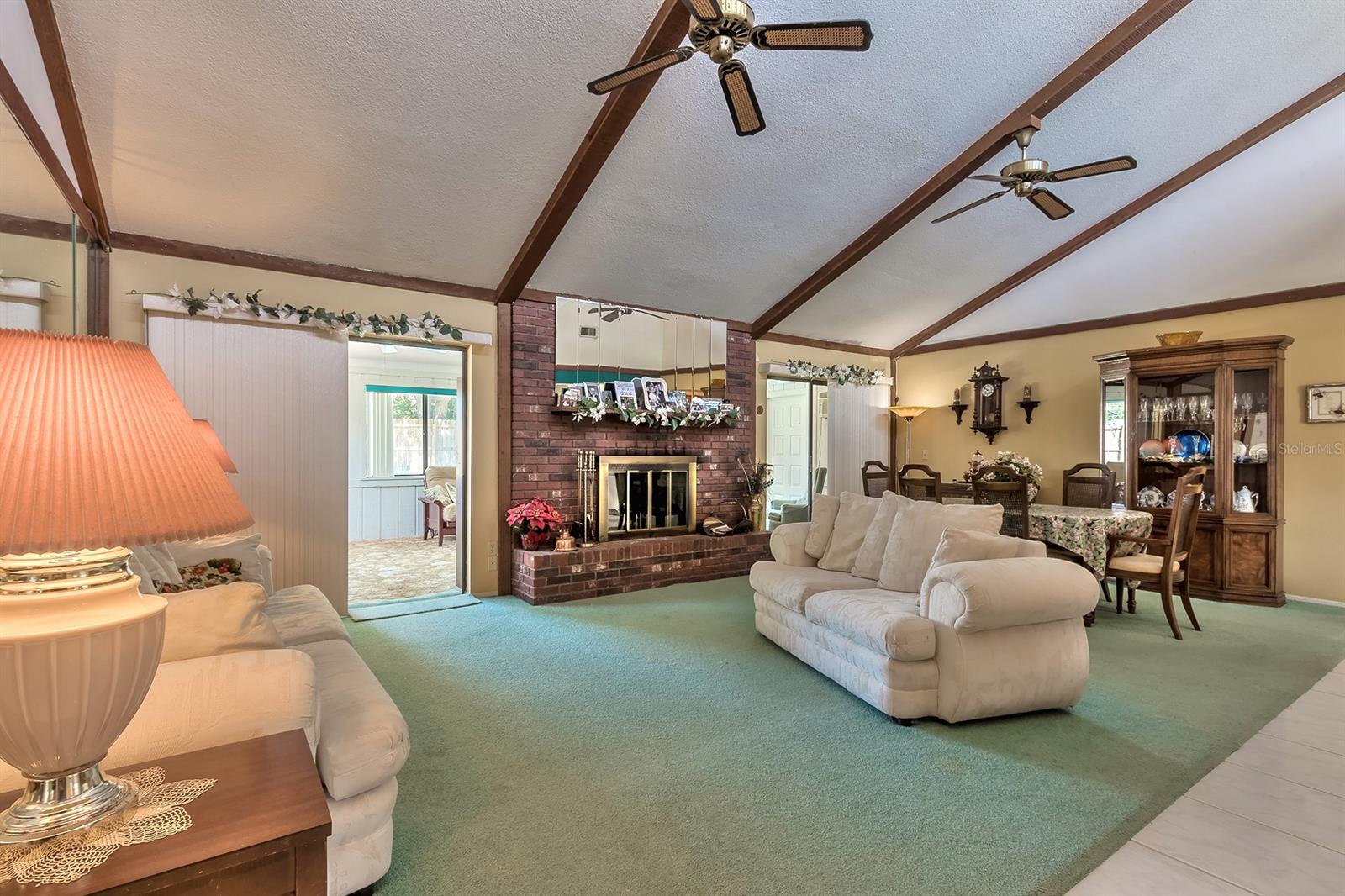 Florida Shores 01 - Residential