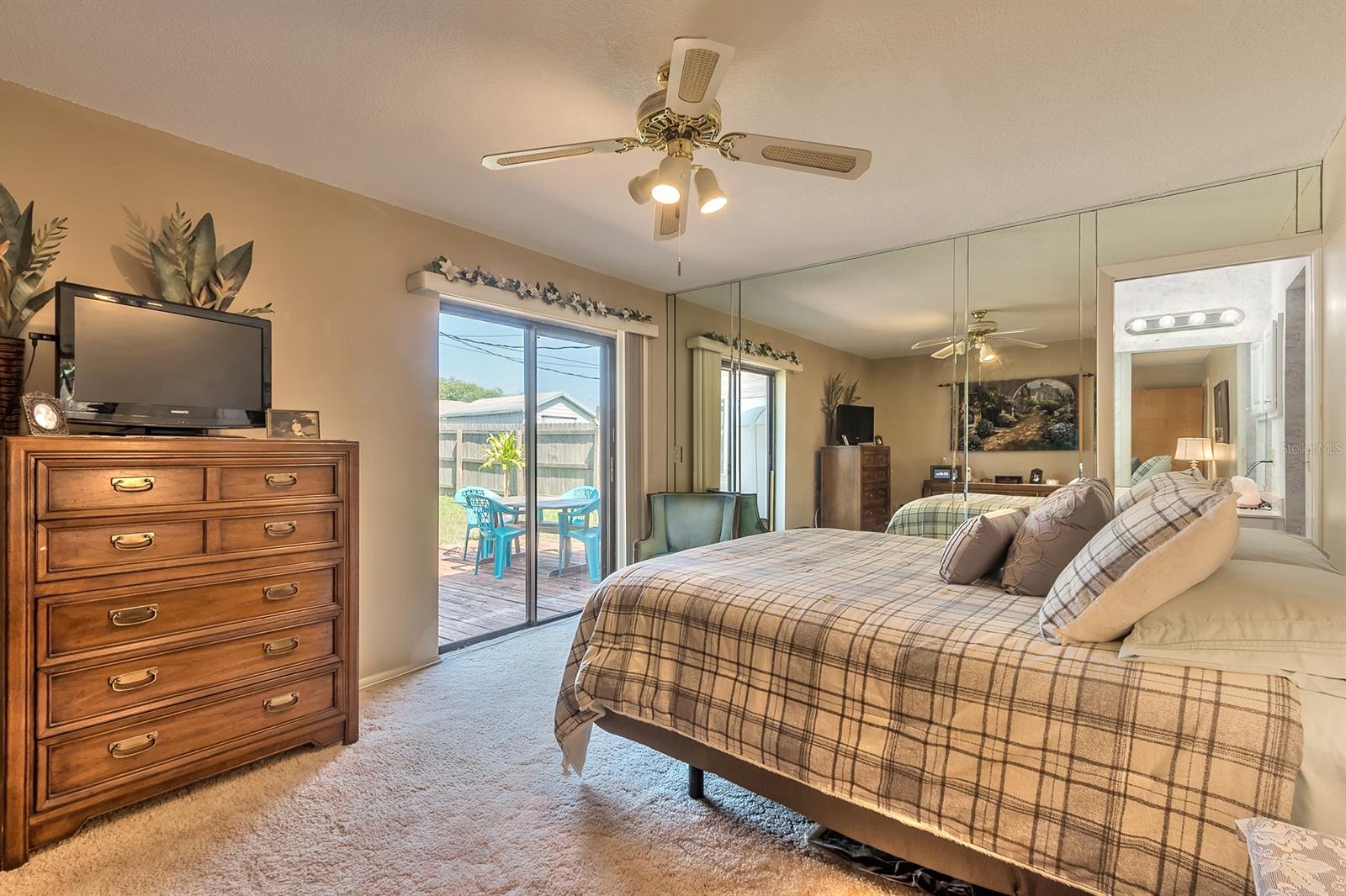 Florida Shores 01 - Residential