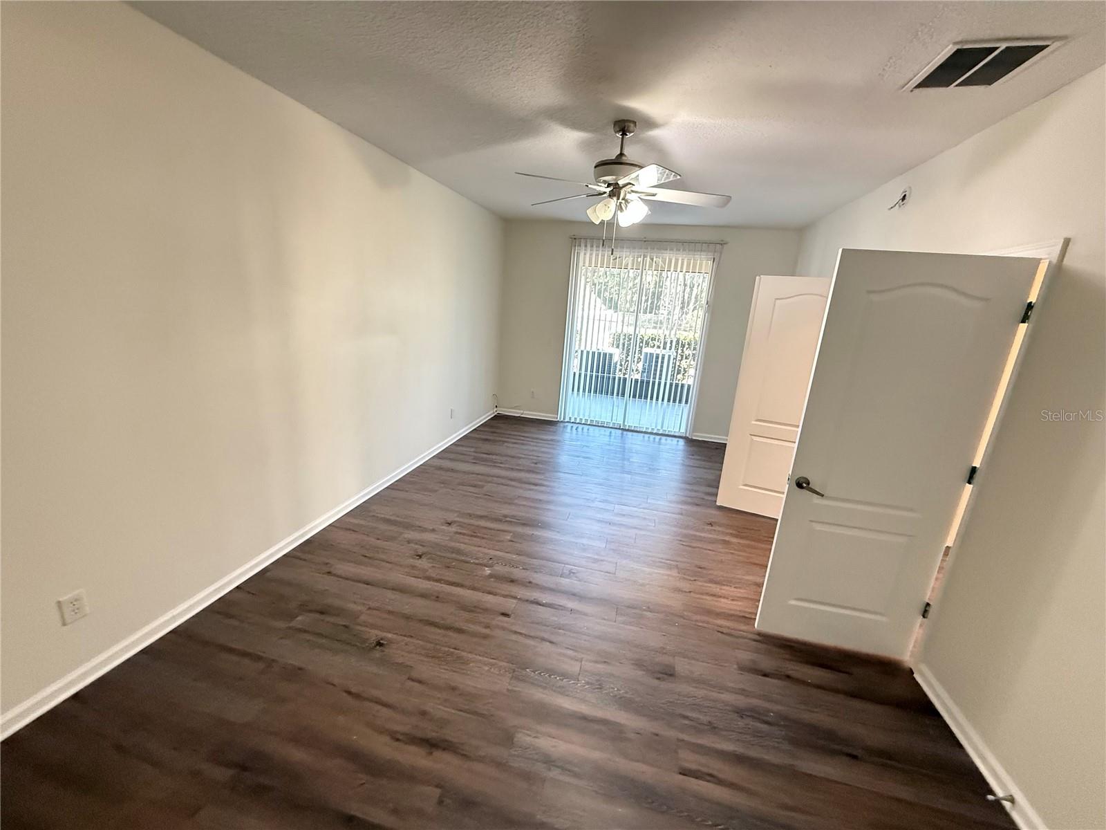 CADES COVE - Residential