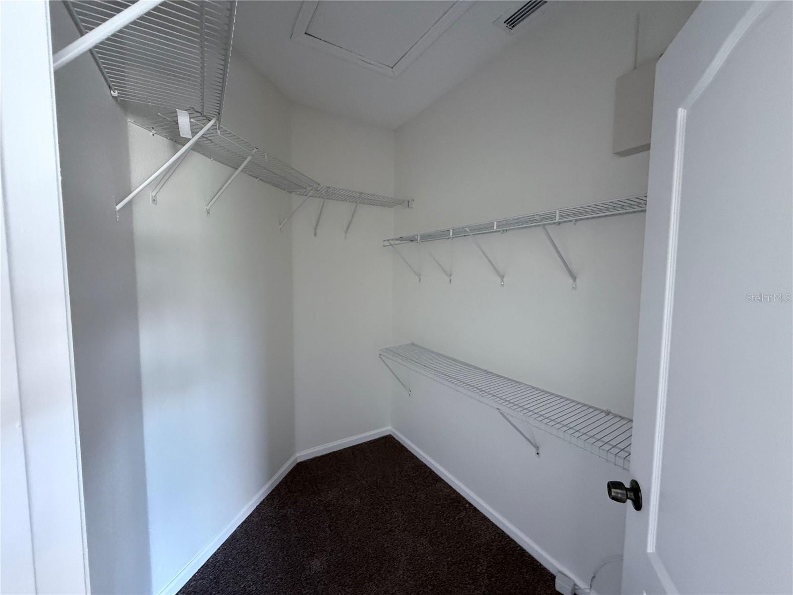 CADES COVE - Residential