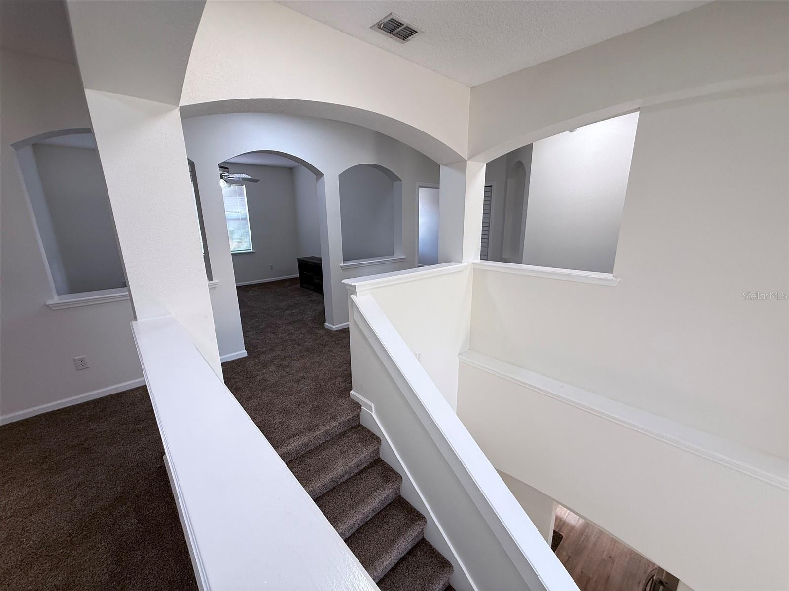 CADES COVE - Residential