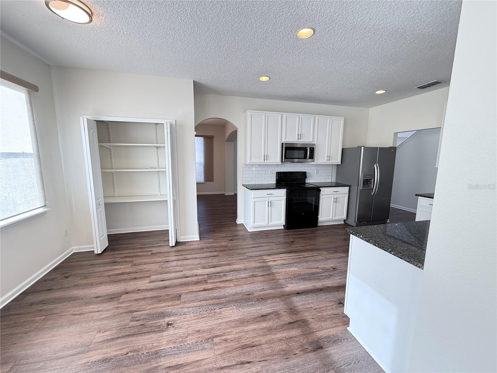 CADES COVE - Residential