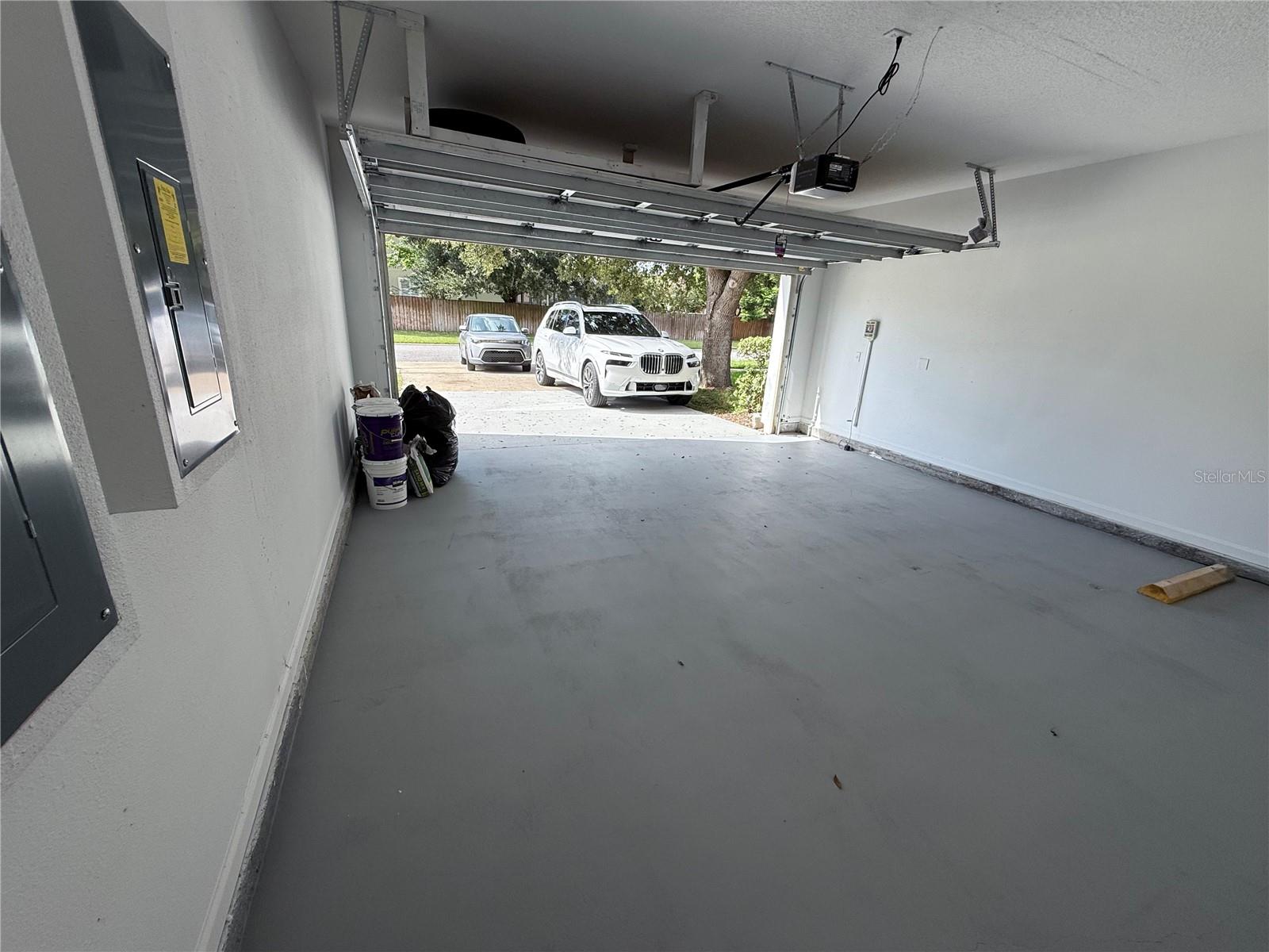 CADES COVE - Residential