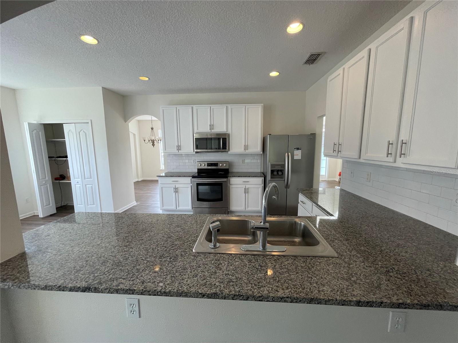 CADES COVE - Residential