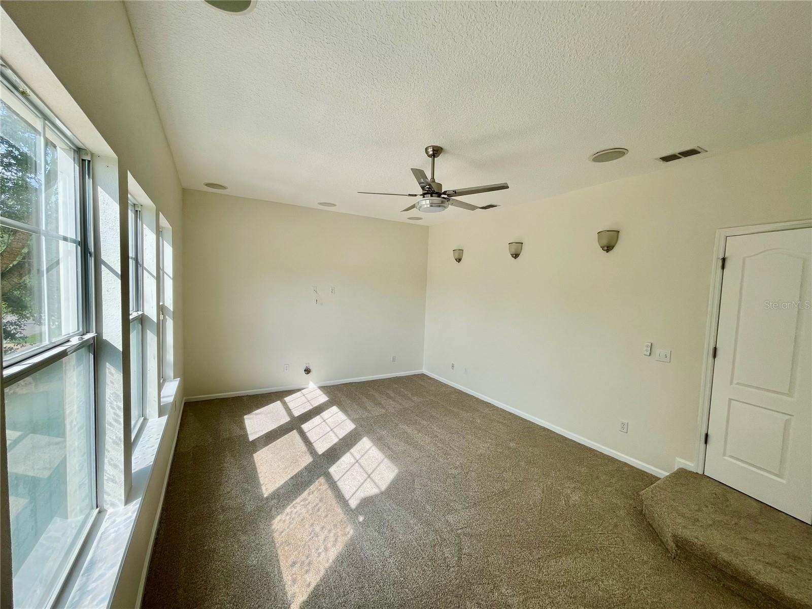 CADES COVE - Residential