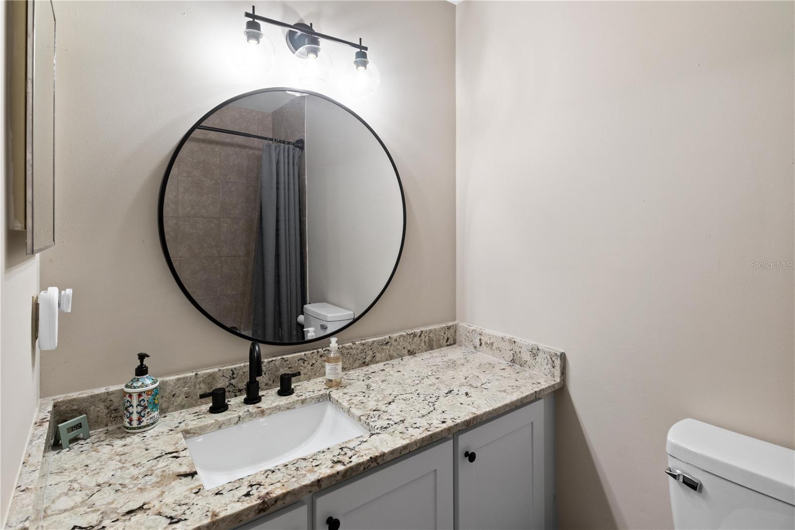 OXFORD SQUARE CONDO - Residential