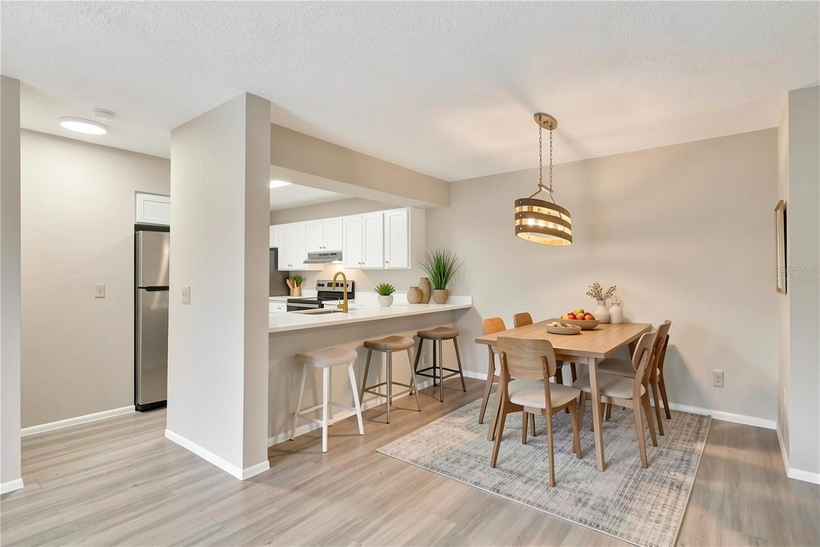 612 KENWICK CIRCLE 103