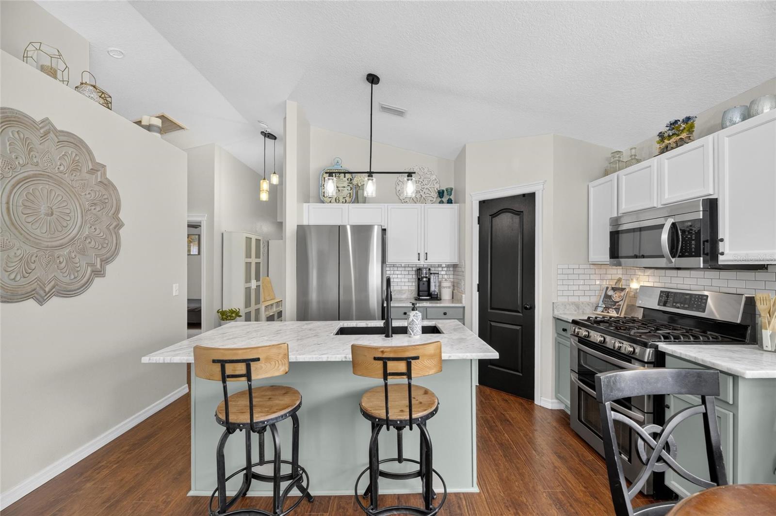 7629 DEVONBRIDGE GARDEN WAY