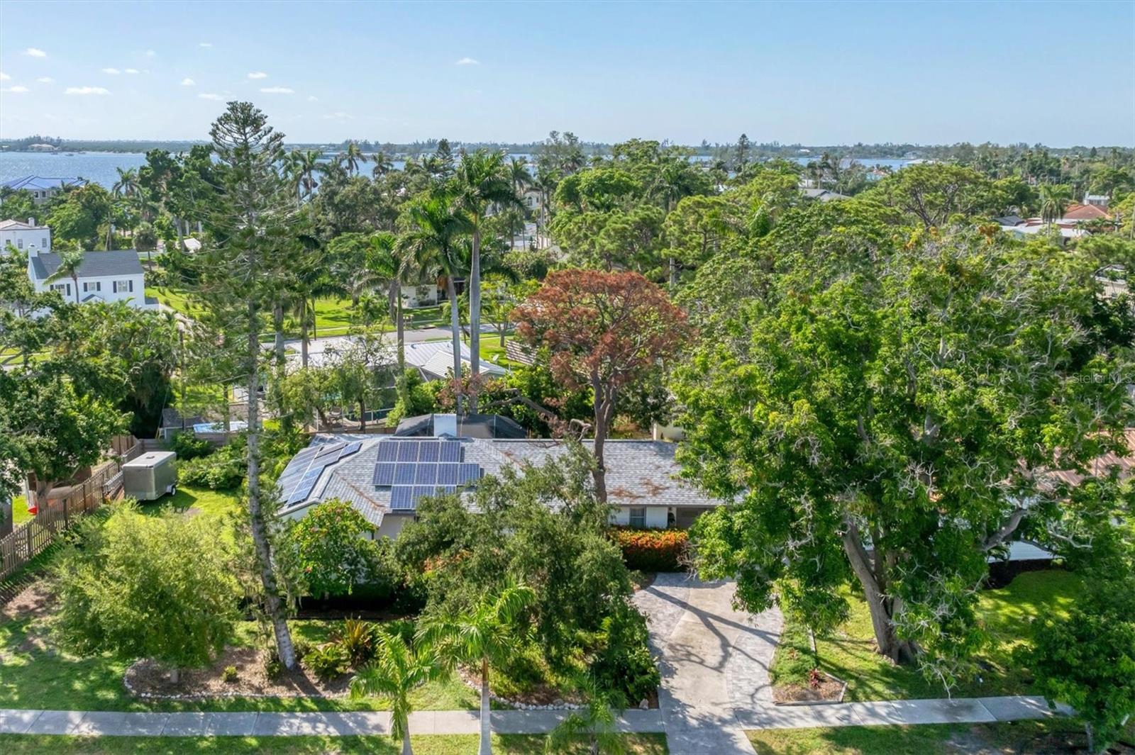 1116 MONTEZUMA DRIVE