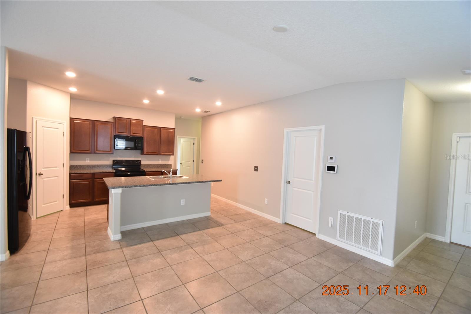 AYERSWORTH GLEN PH 3C - Residential Lease