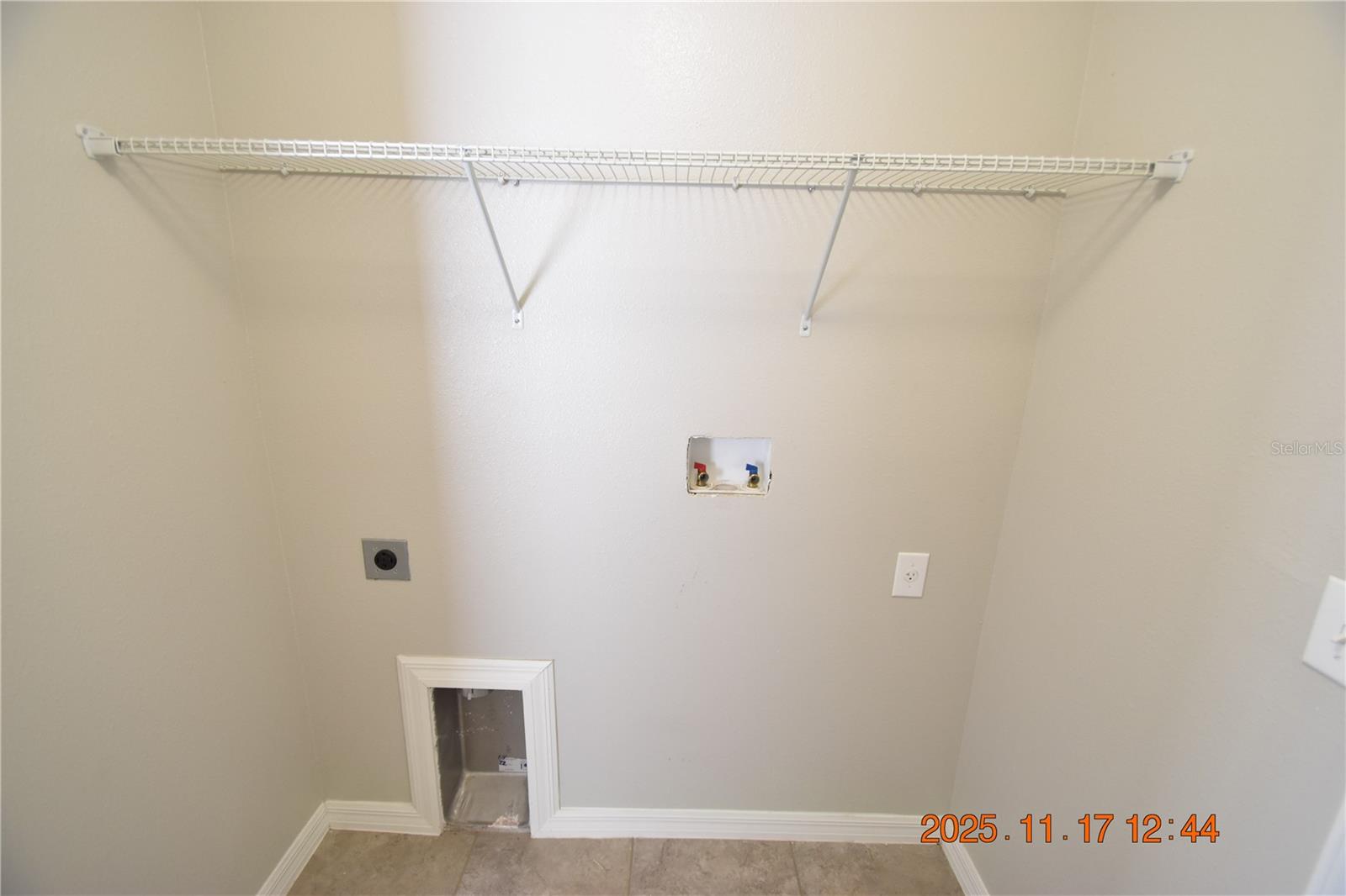 AYERSWORTH GLEN PH 3C - Residential Lease