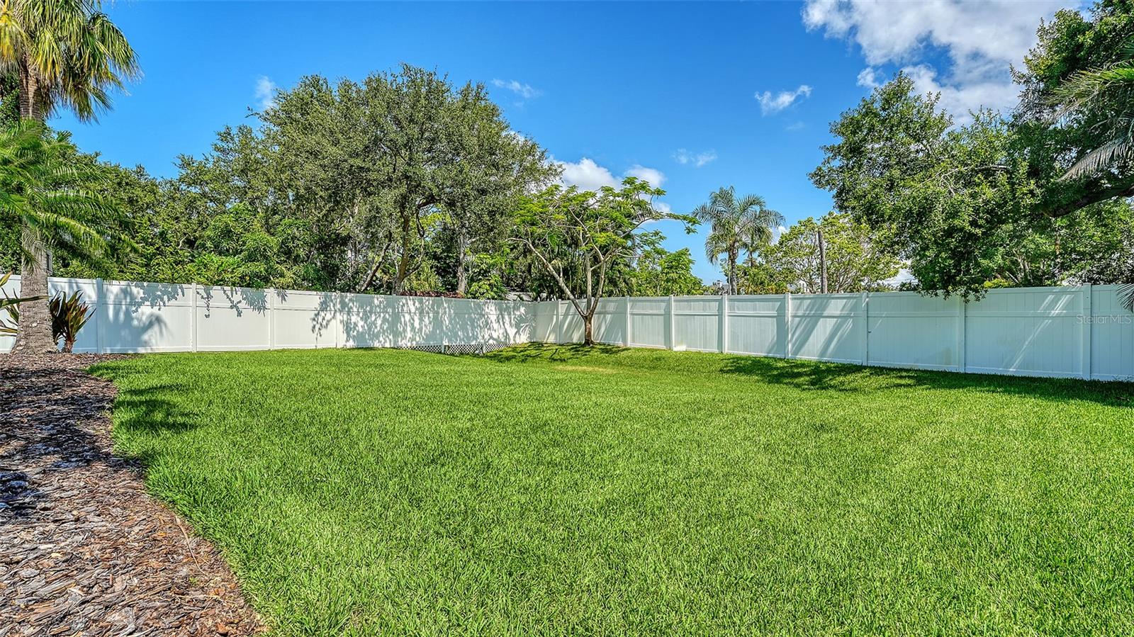 RED ROCK PARK - Residential