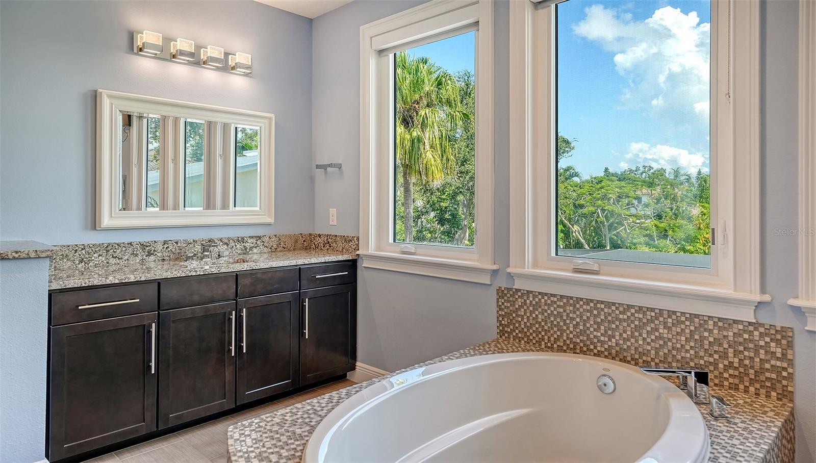 RED ROCK PARK - Residential