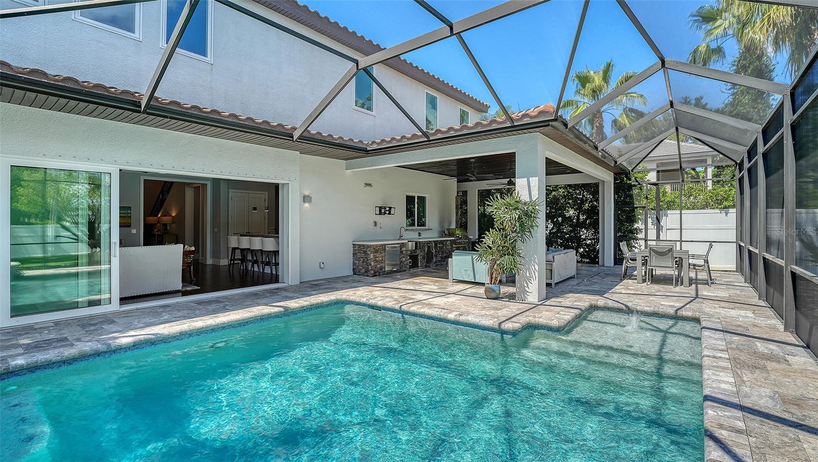 RED ROCK PARK - Residential