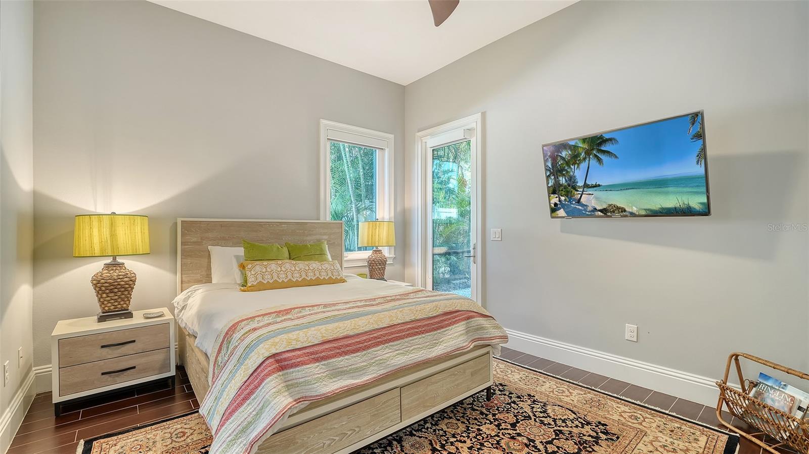 RED ROCK PARK - Residential