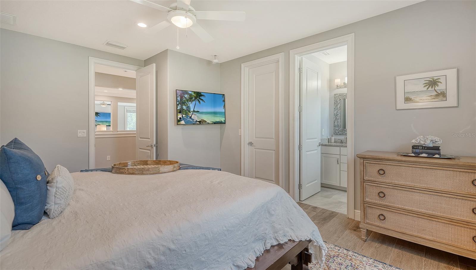 RED ROCK PARK - Residential