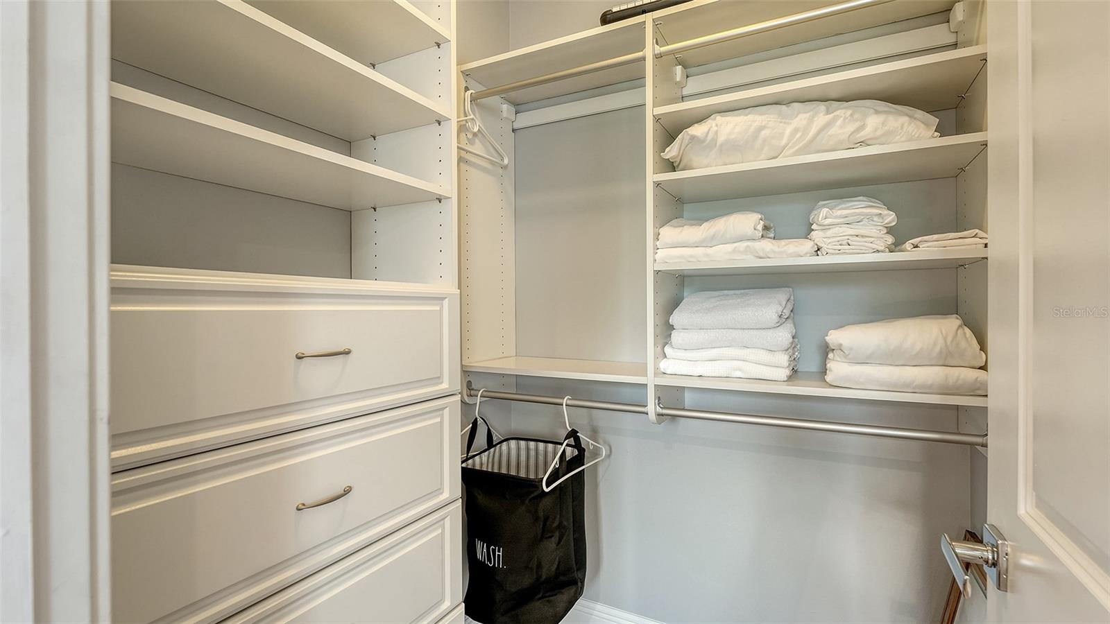 RED ROCK PARK - Residential