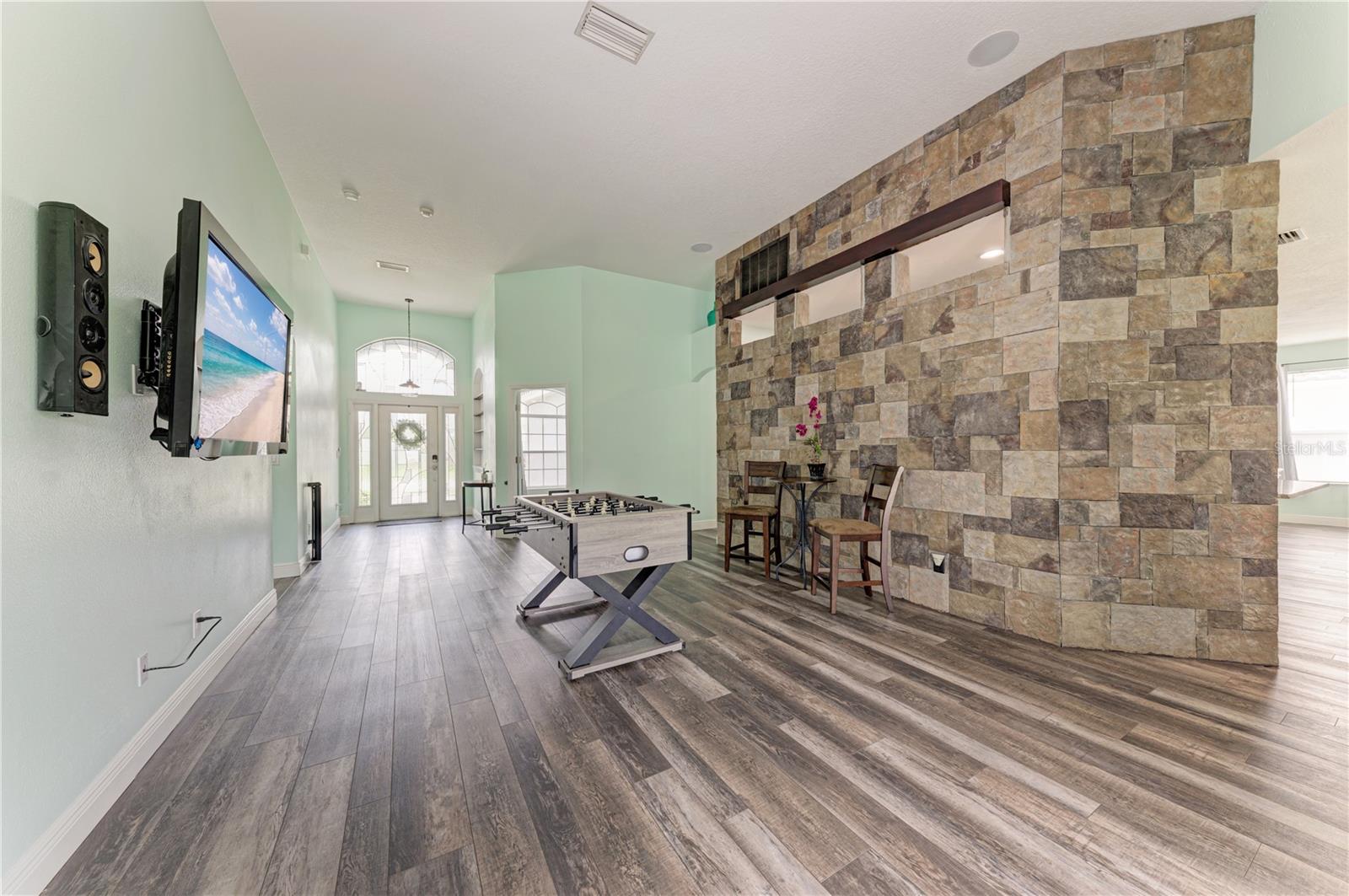 1656 PINYON PINE DR