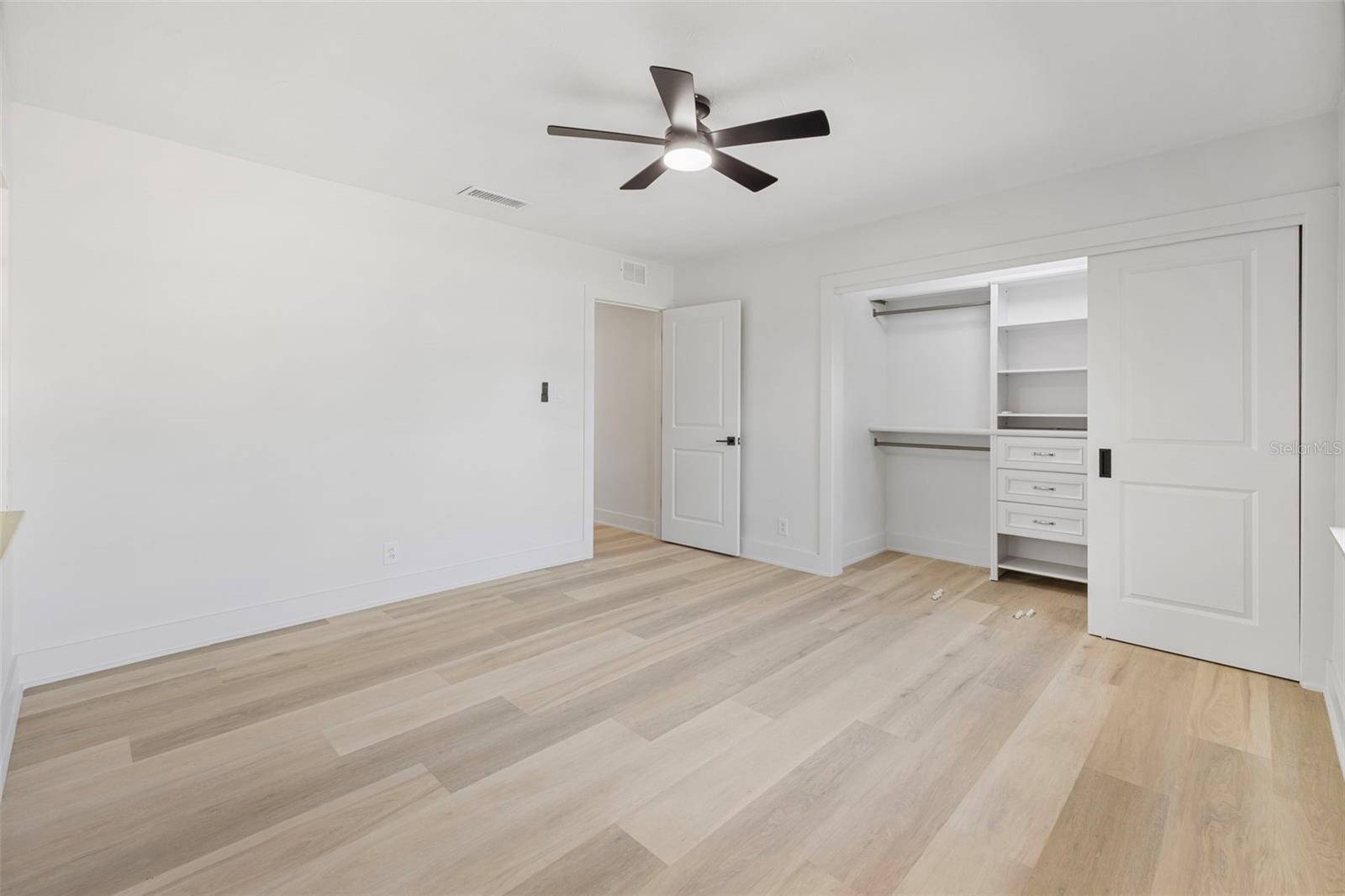 GOLF VIEW PLACE - Residential