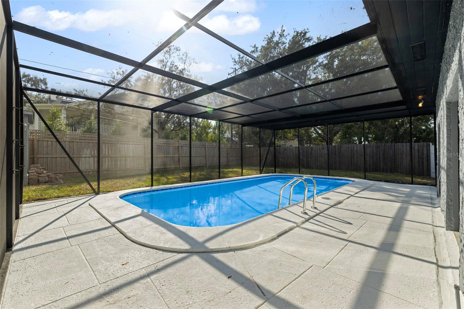 GOLF VIEW PLACE - Residential