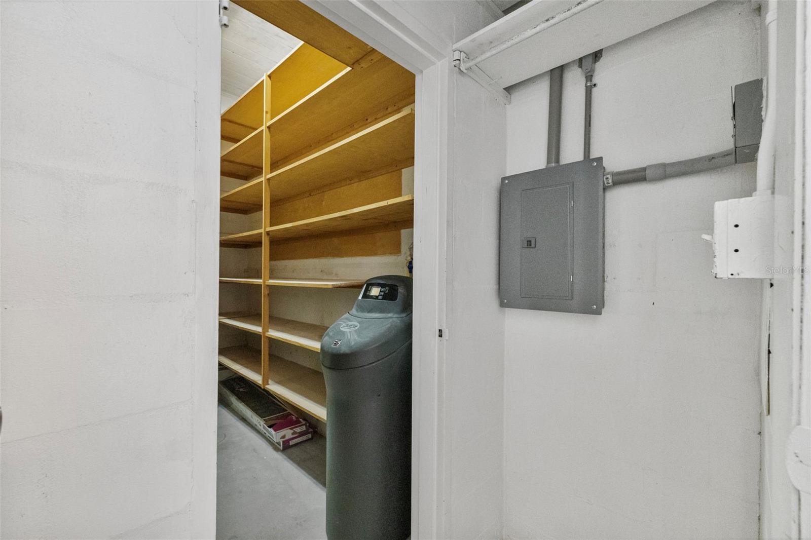 GOLF VIEW PLACE - Residential