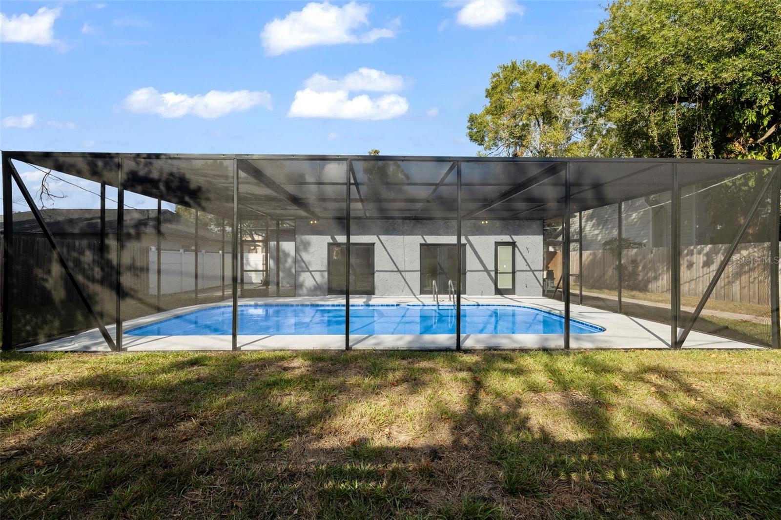 GOLF VIEW PLACE - Residential