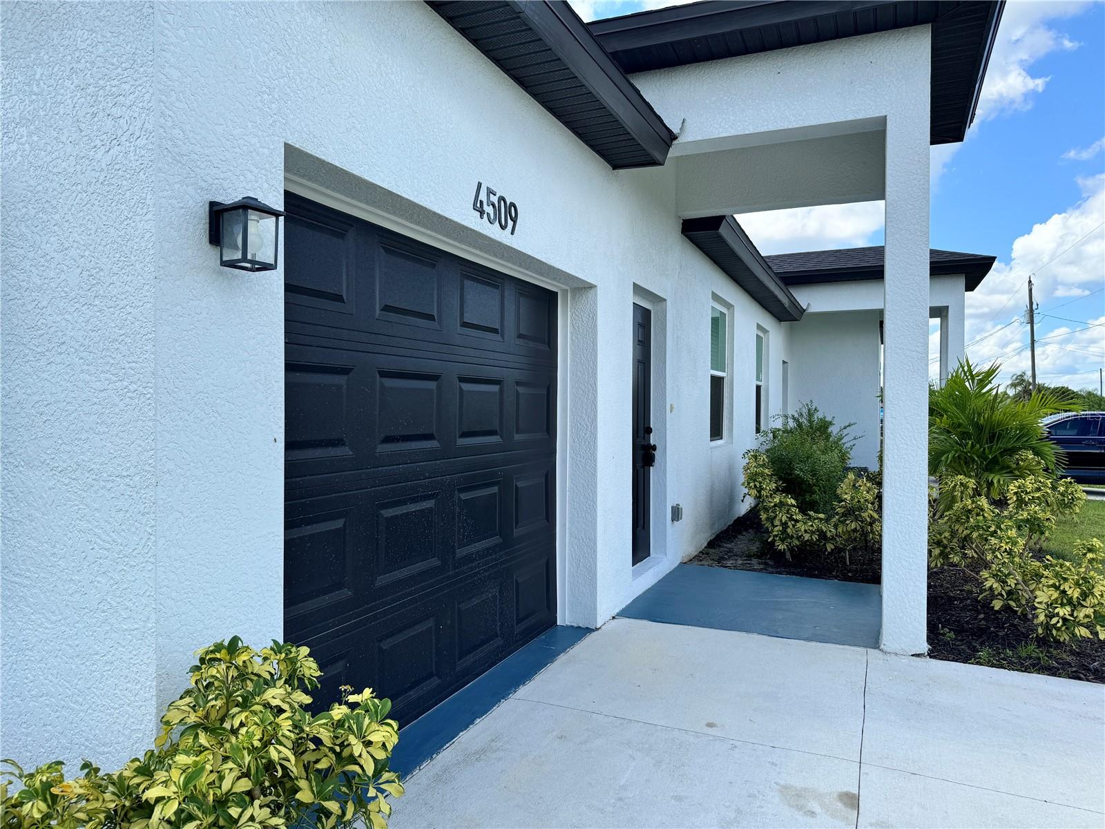 LEHIGH ESTATES - Residential Lease