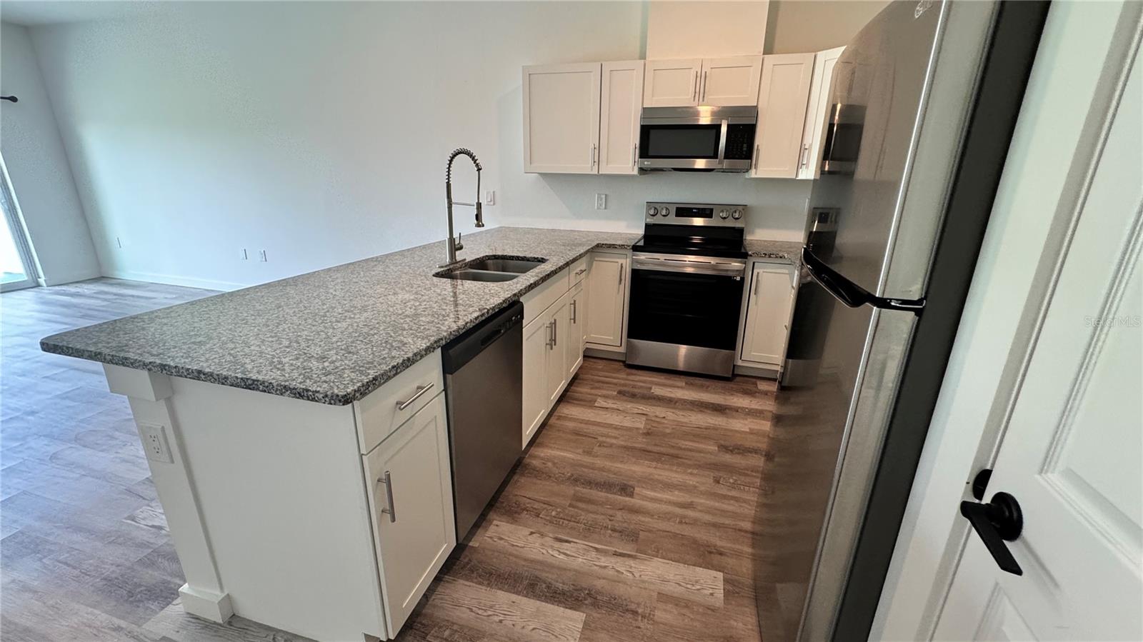 LEHIGH ESTATES - Residential Lease