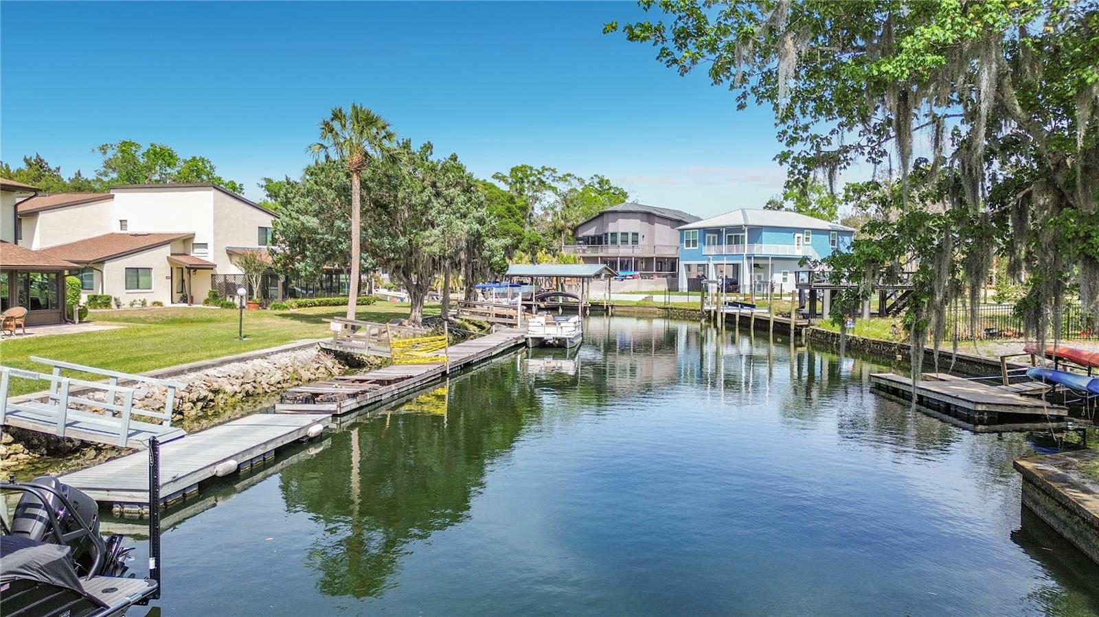 PARADISE POINT VILLAS CONDO - Residential