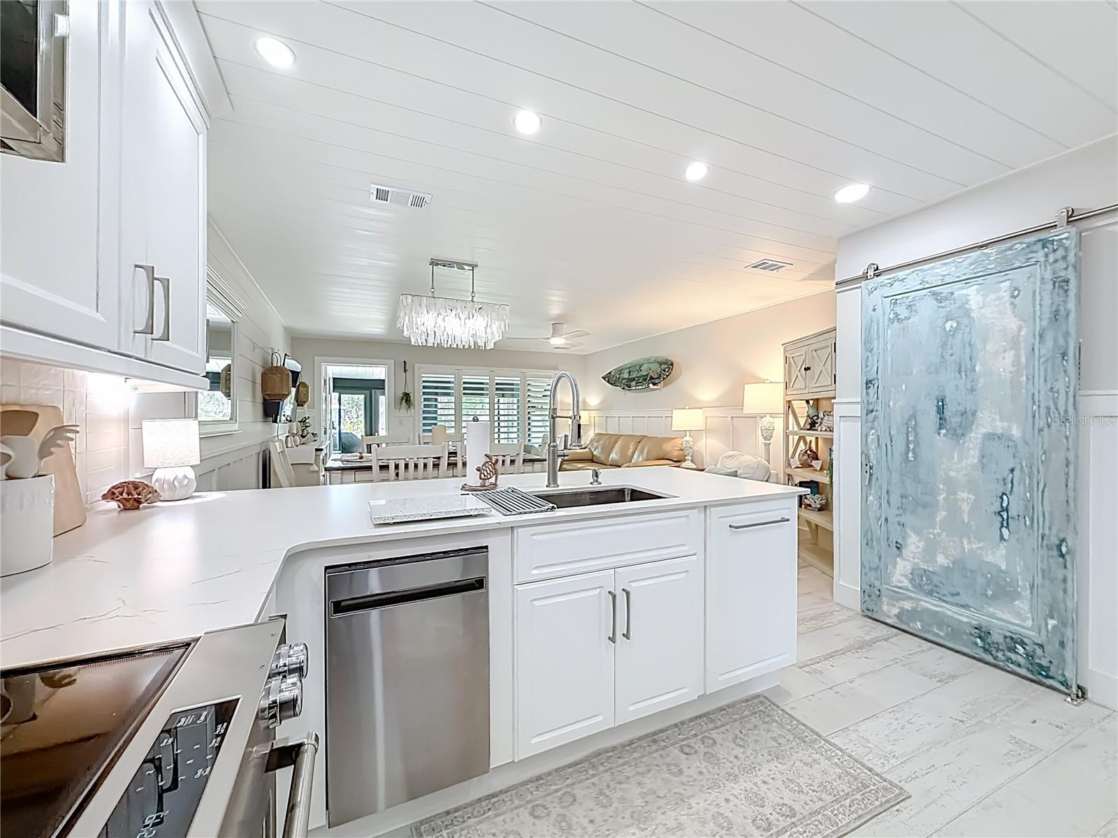 1637 SE PARADISE CIRCLE 602