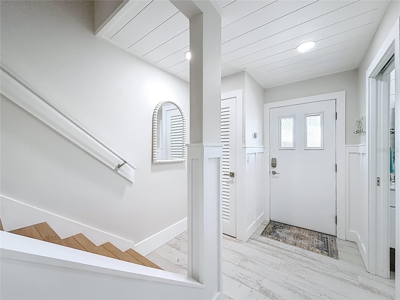 PARADISE POINT VILLAS CONDO - Residential