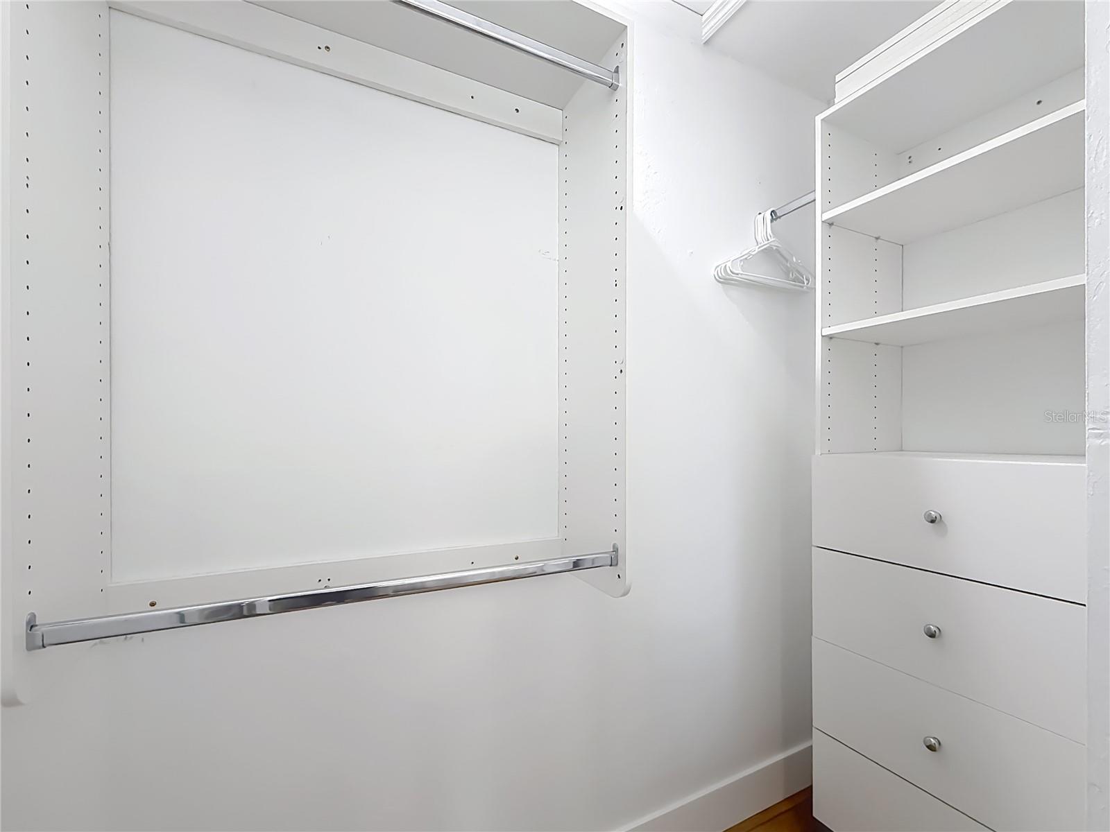 PARADISE POINT VILLAS CONDO - Residential