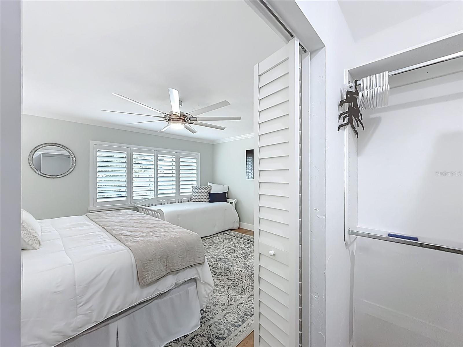 PARADISE POINT VILLAS CONDO - Residential