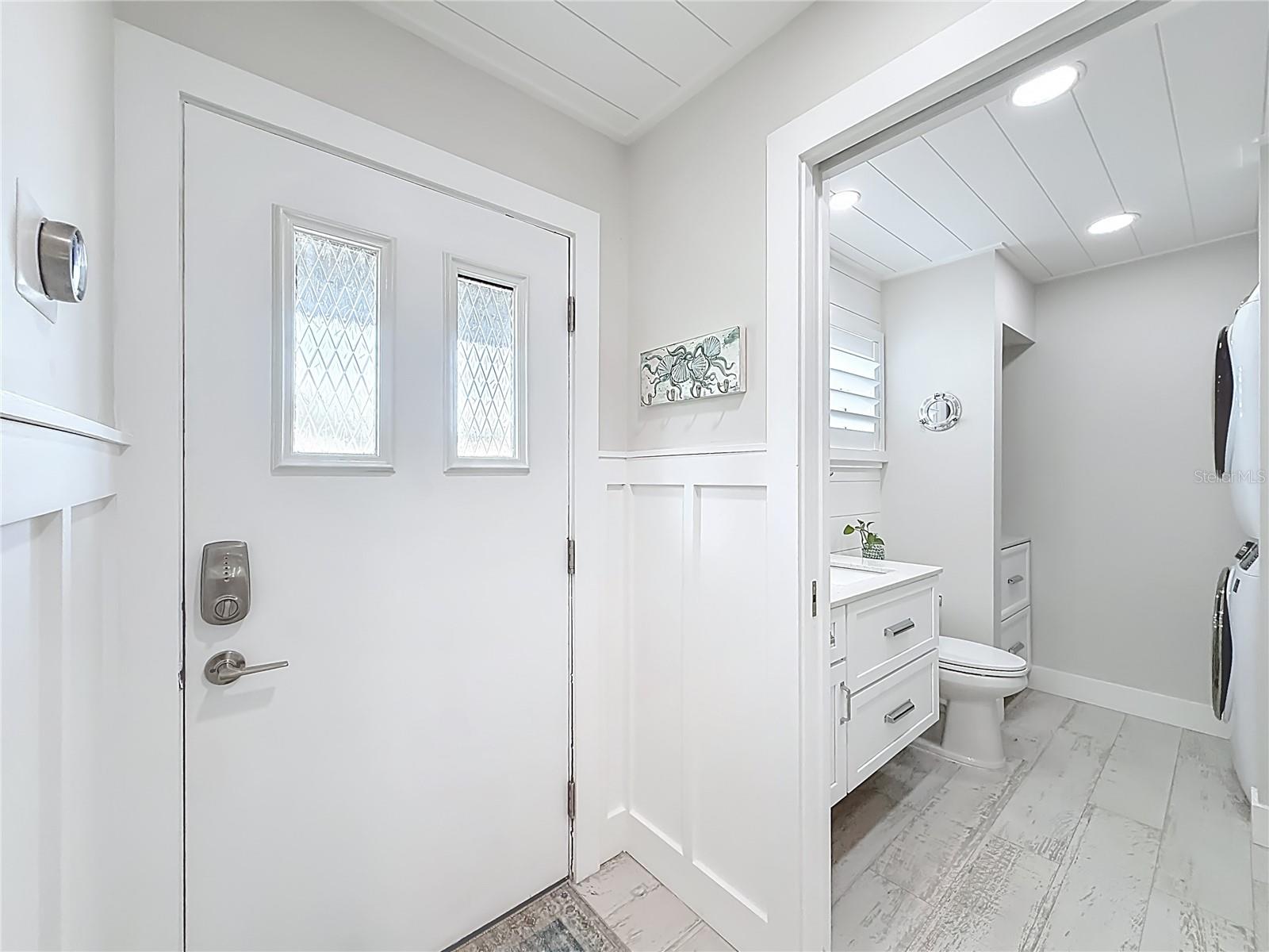 PARADISE POINT VILLAS CONDO - Residential