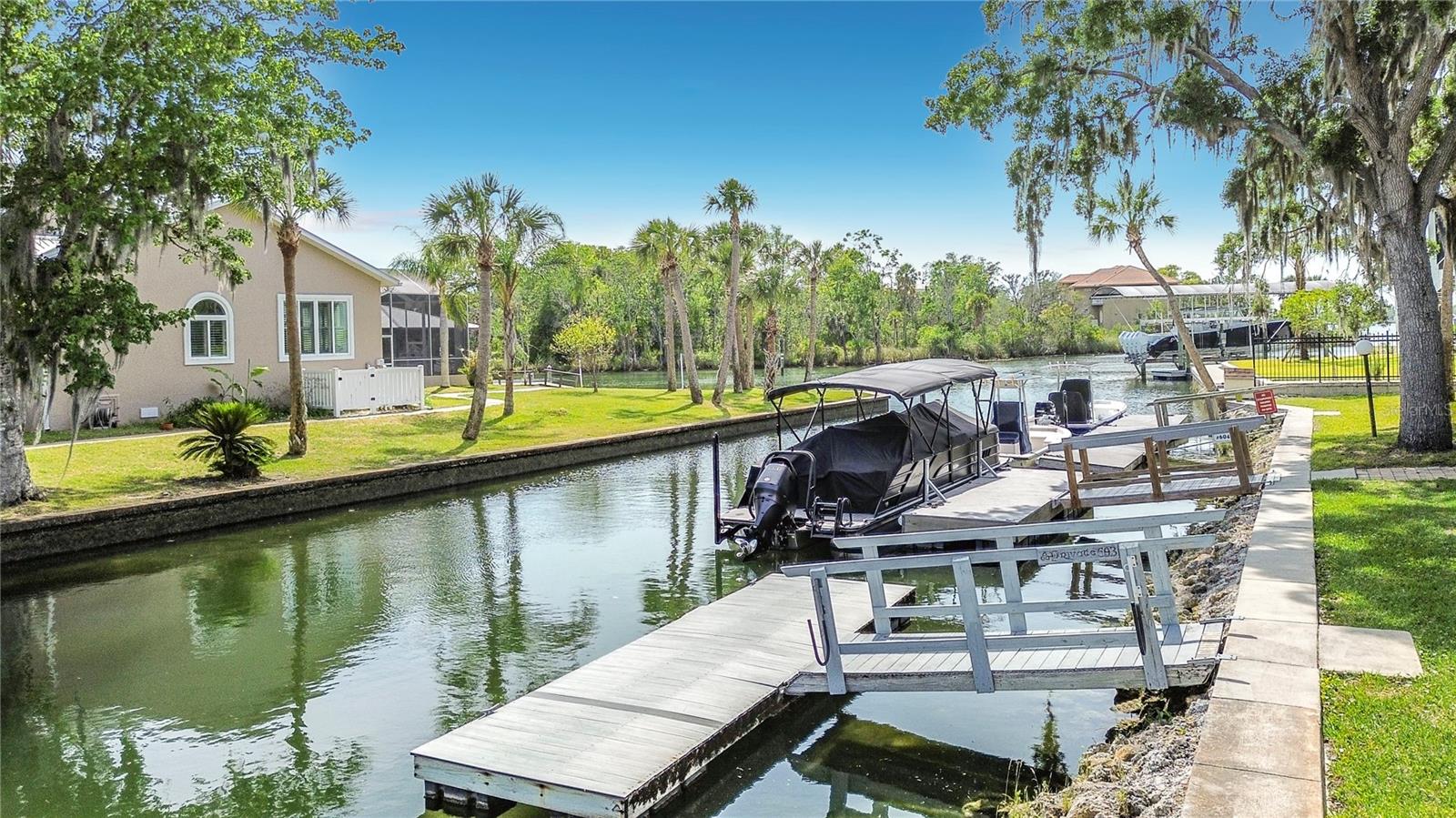 PARADISE POINT VILLAS CONDO - Residential