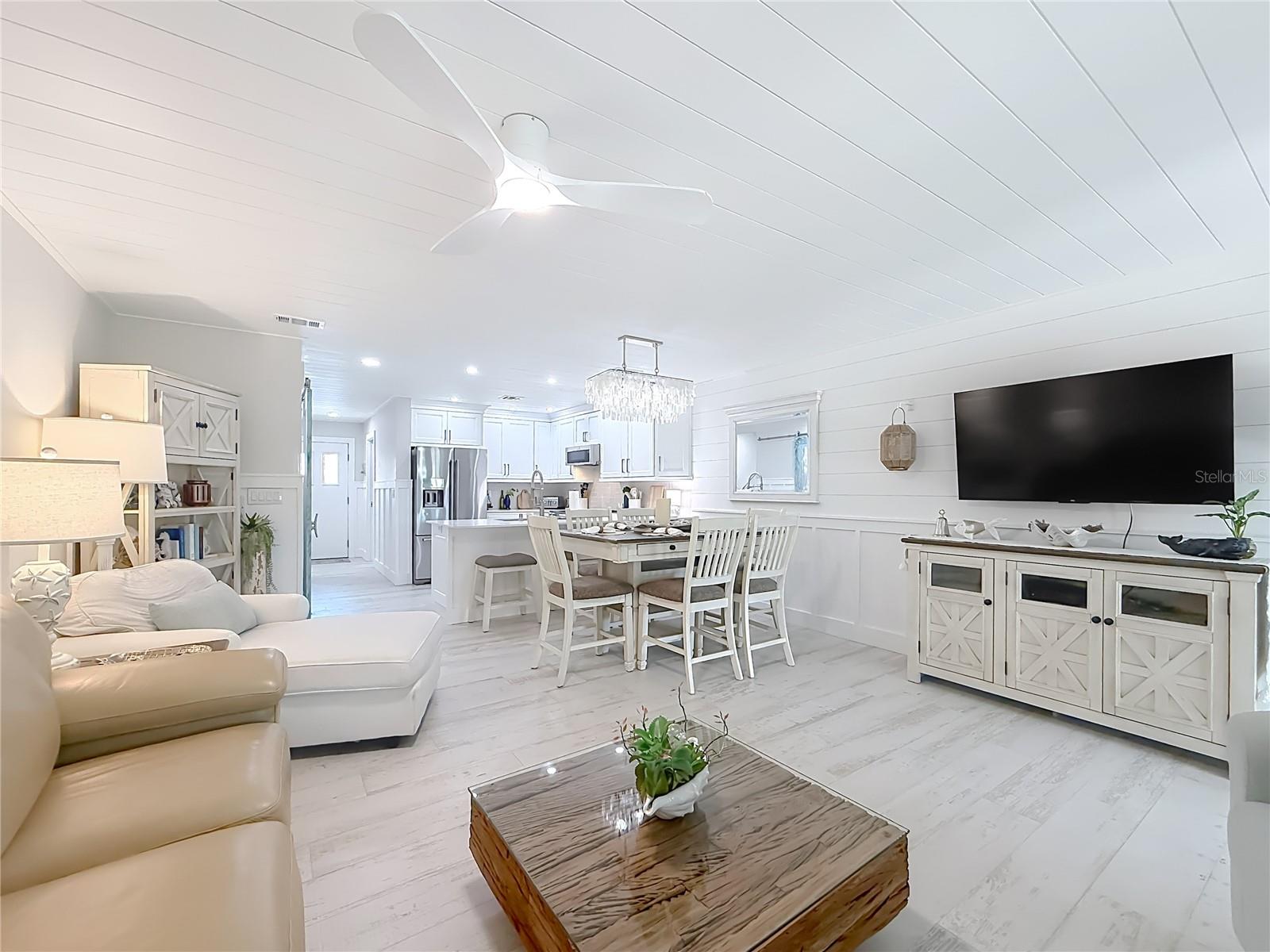 1637 SE PARADISE CIRCLE 602