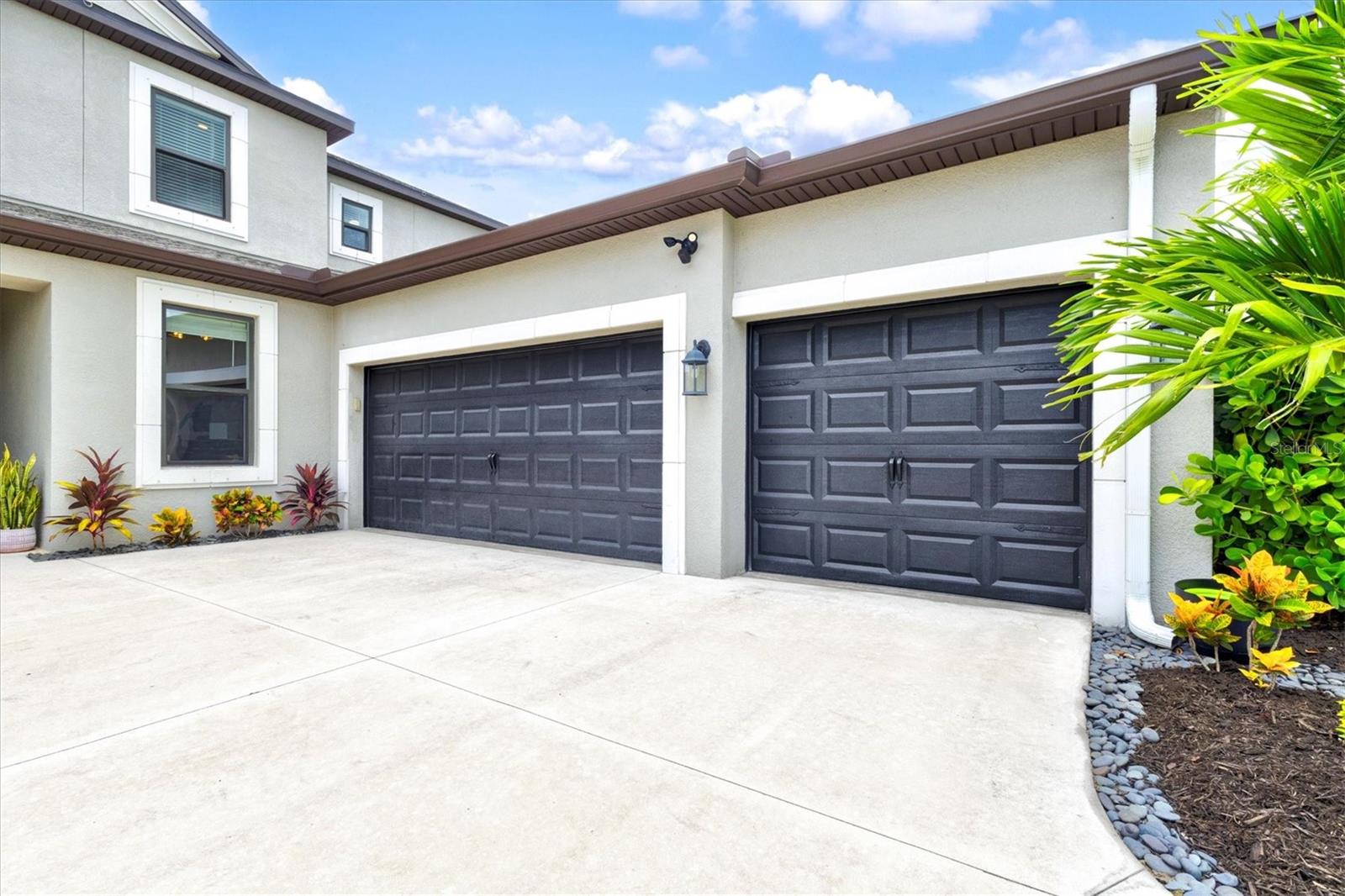 9297 TEQUILA SUNRISE DRIVE