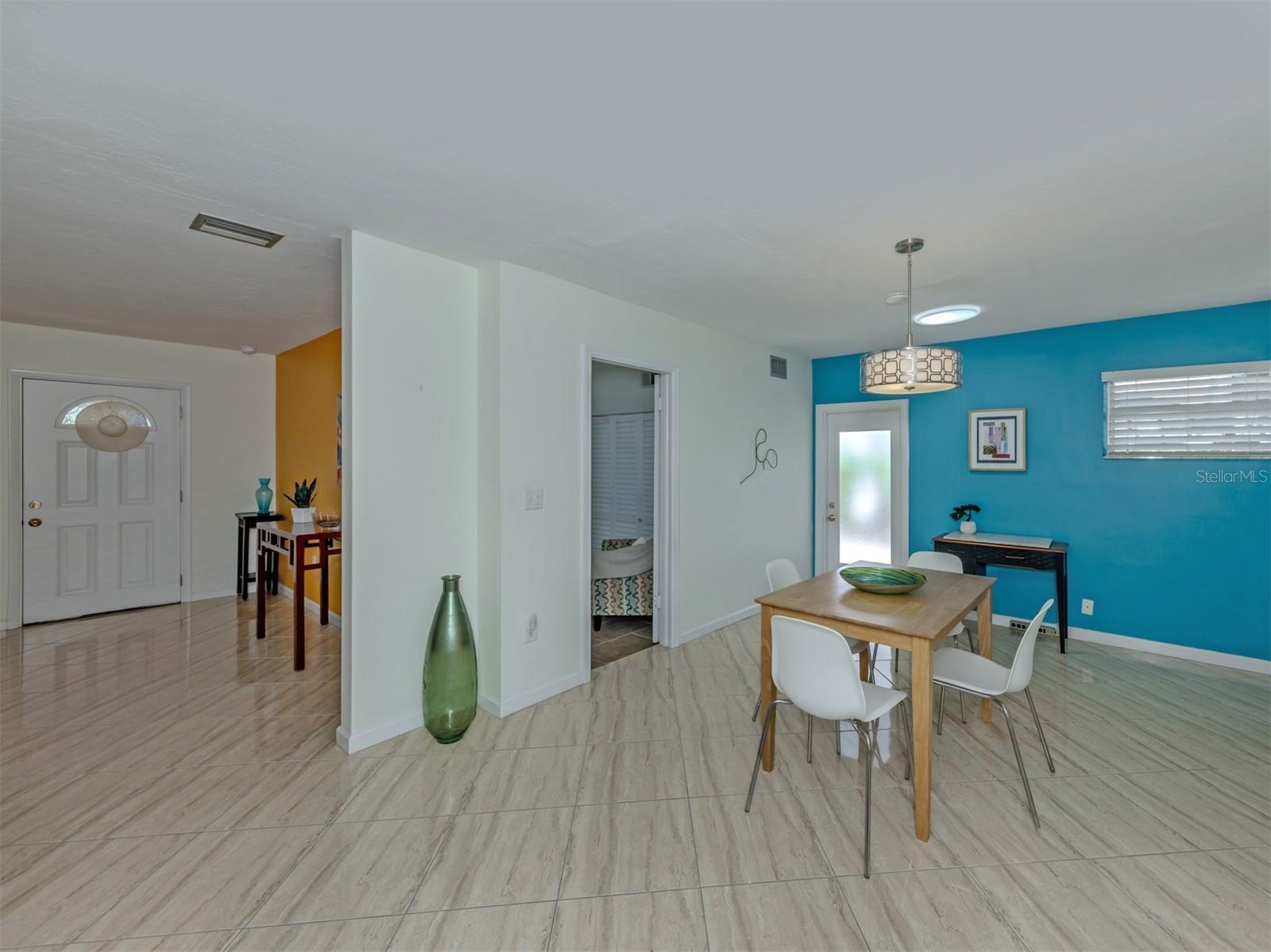 VENEZIA PARK SEC OF VENICE - Residential