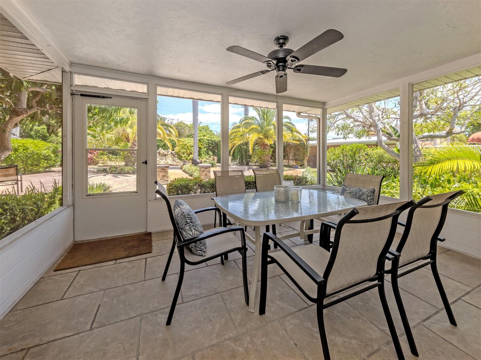 VENEZIA PARK SEC OF VENICE - Residential