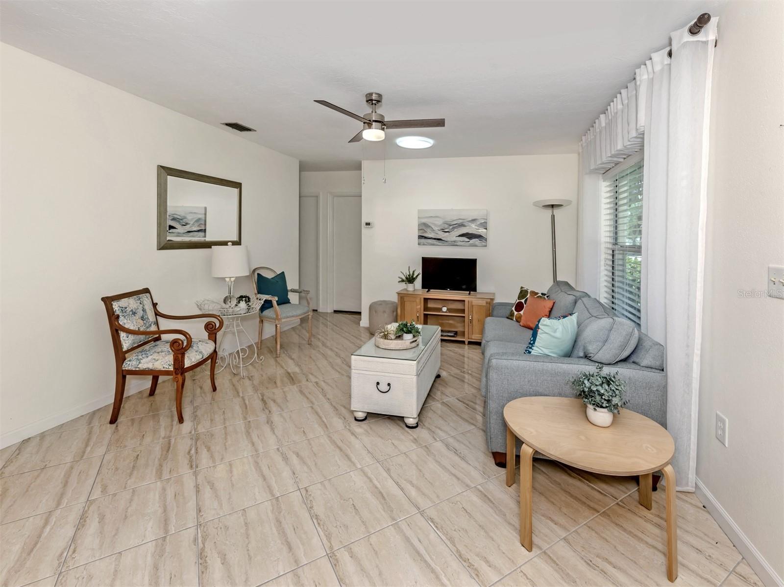 VENEZIA PARK SEC OF VENICE - Residential