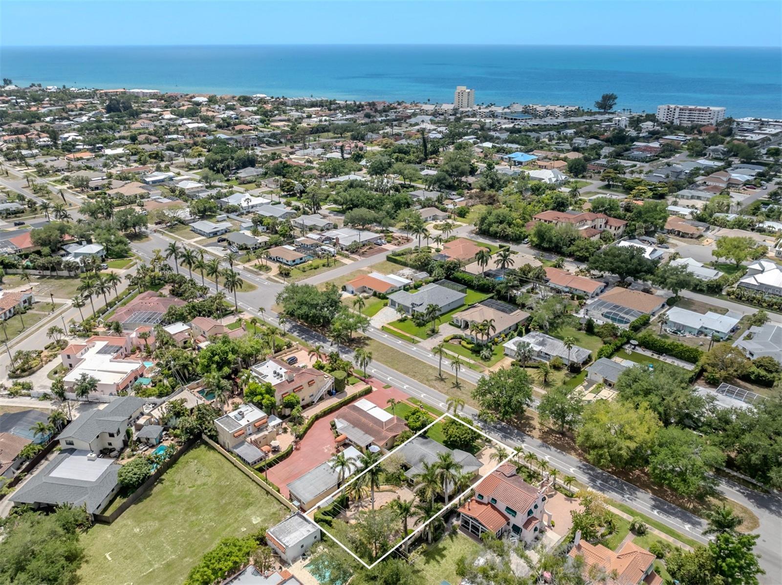 VENEZIA PARK SEC OF VENICE - Residential