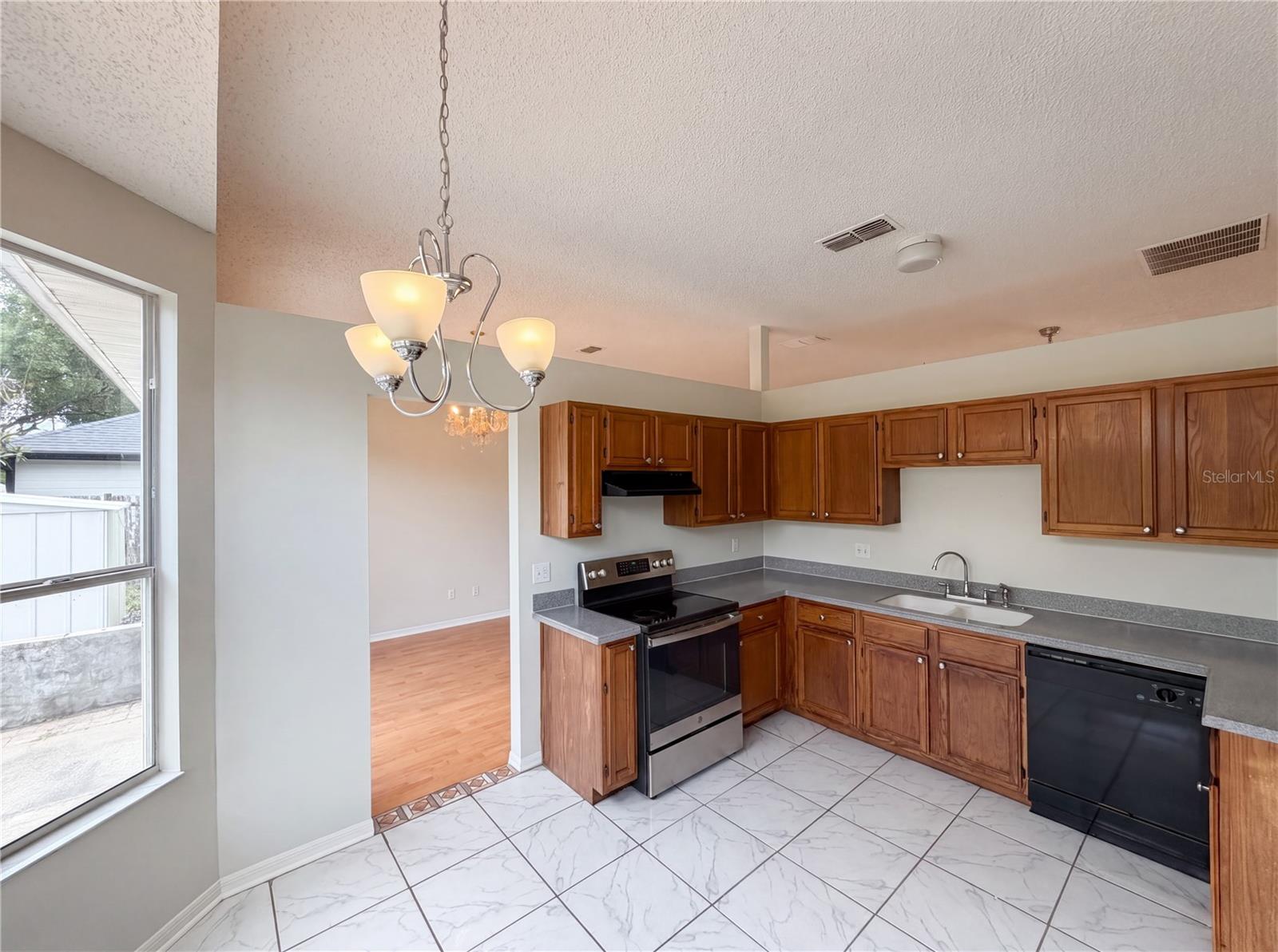 5263 CLARION OAKS DRIVE
