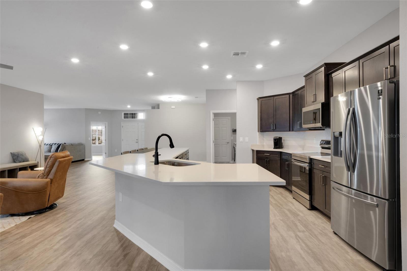 BRIDGEPORT LAKES PH 1 - Residential