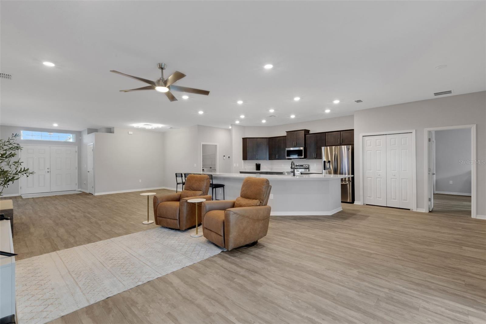 BRIDGEPORT LAKES PH 1 - Residential