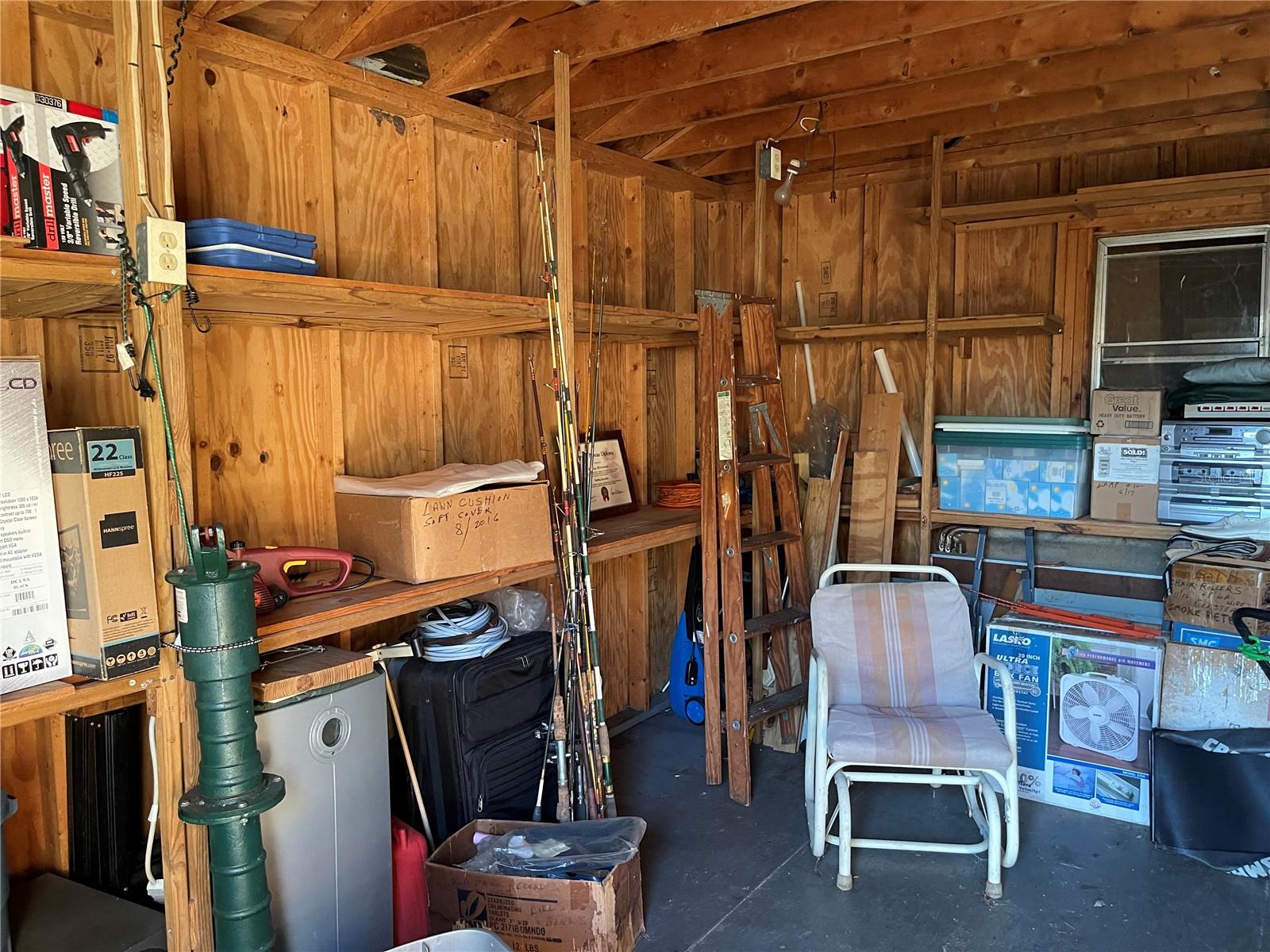 WALDEN POND - Residential