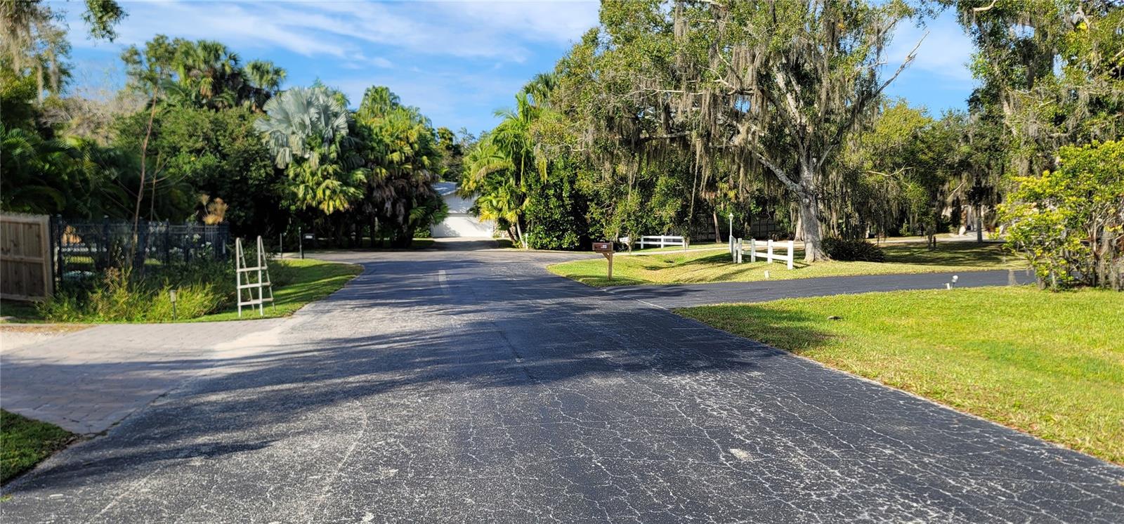 WALDEN POND - Residential