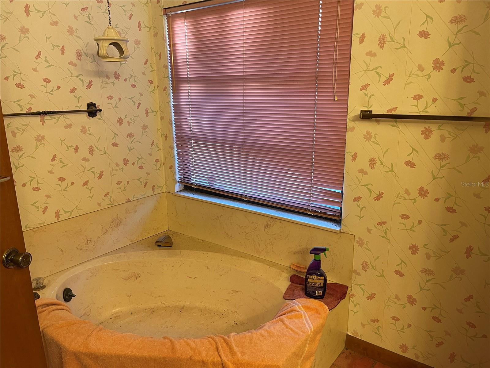 WALDEN POND - Residential