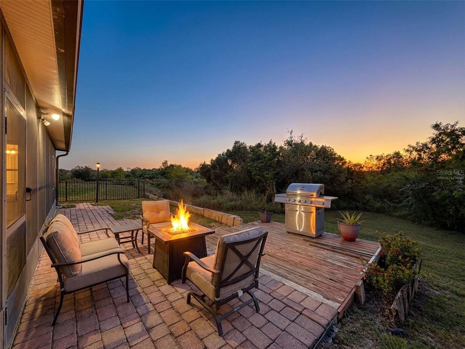 1120 MAPLEBROOK DRIVE